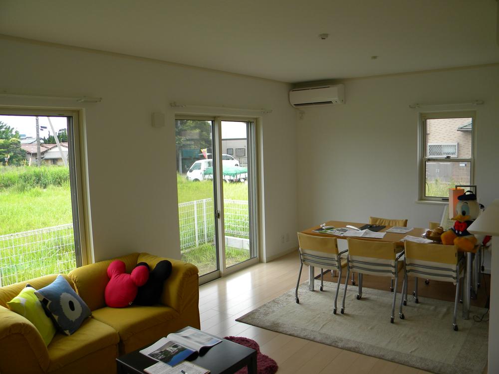 Living. Building E Living