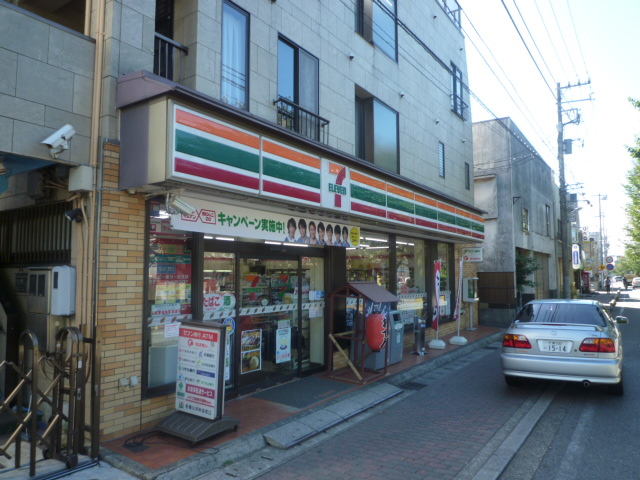 Convenience store. Seven-Eleven Mikawaya Garden store up (convenience store) 17m