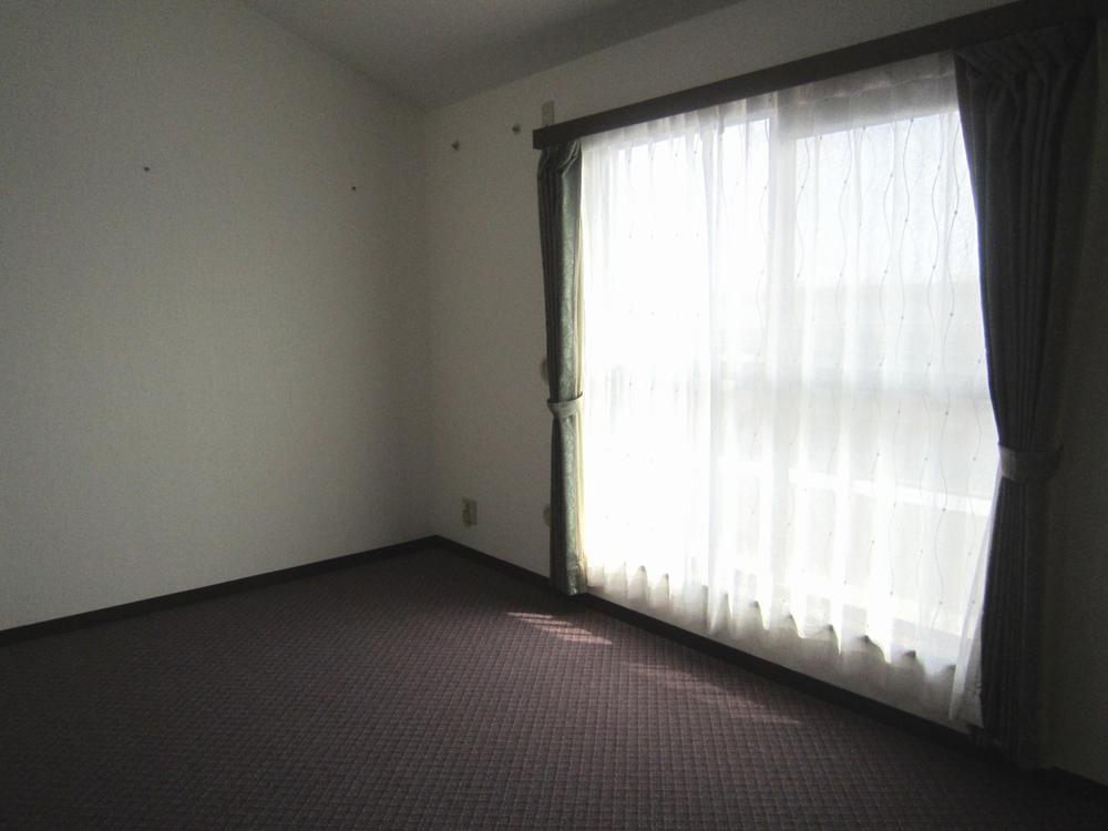 Non-living room. Indoor (September 2013) Shooting