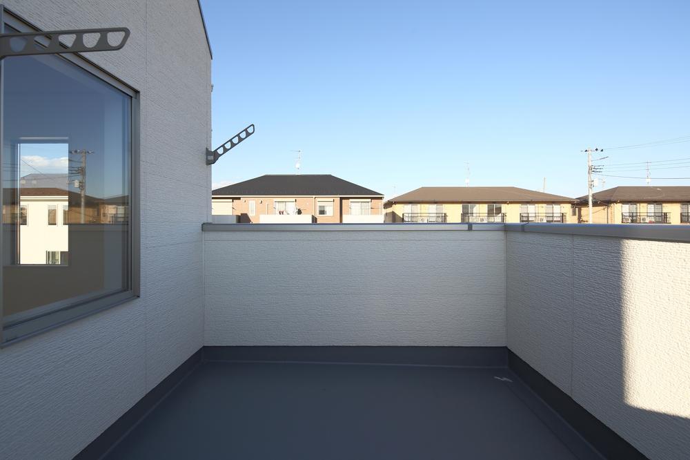 Balcony. Since the depth is wide is the work is easy.