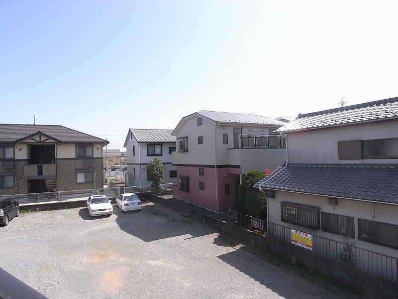 View. There is parking in front apartment ☆ (Additional fee)