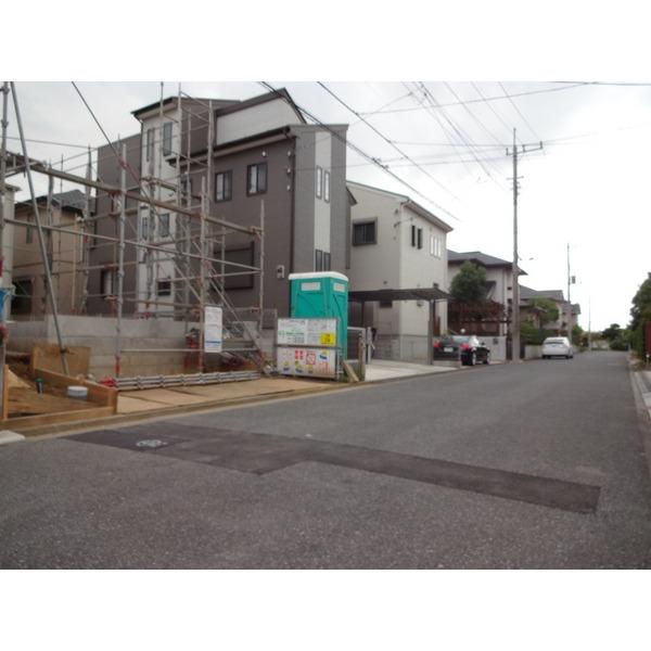 Other local. Frontal road