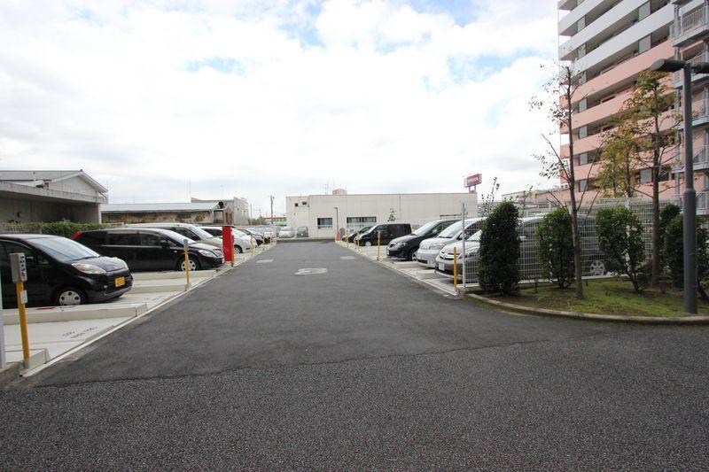 Parking lot. Mechanical parking