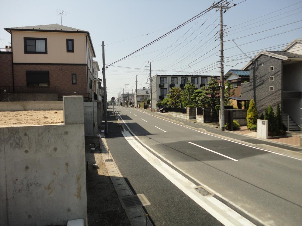 Local photos, including front road. Local (August 2013) Shooting