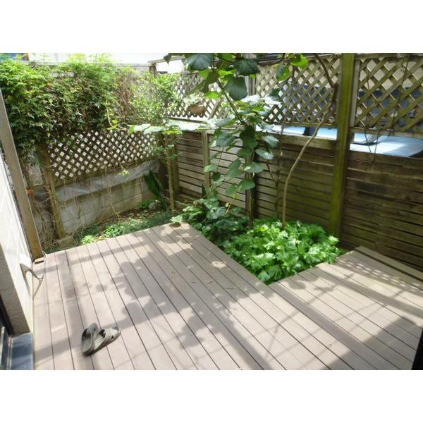 Balcony. Wood deck