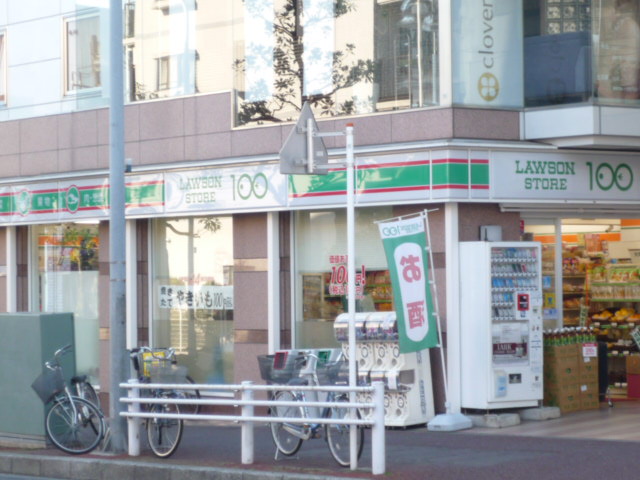 Convenience store. STORE100 Makuharihongo store up (convenience store) 117m