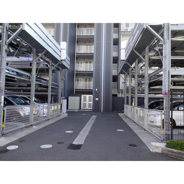 Parking lot. On-site parking