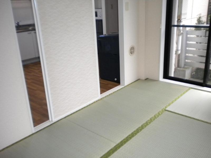 Other room space. Tatami room was renovated to Western-style