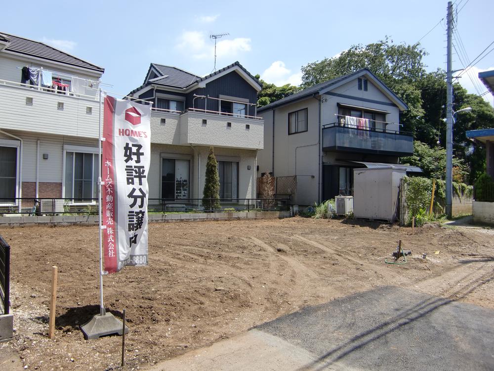 Local photos, including front road. Local (August 2013) Shooting