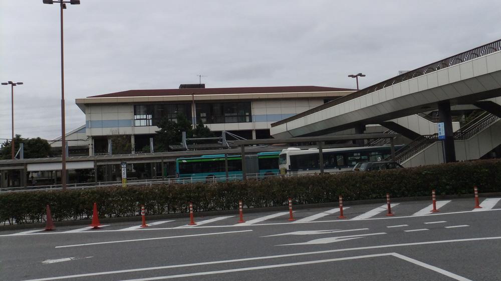 station. Walk up to 5 minutes 400m Makuhari-Hongō Station