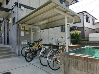 Other common areas. Covered bicycle parking Yes