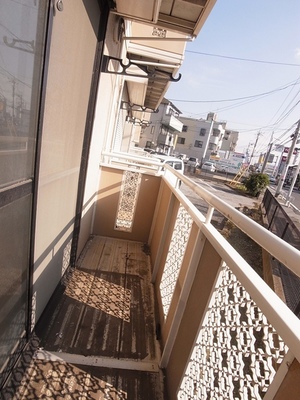 Balcony. Appearance of the first floor of the balcony. 