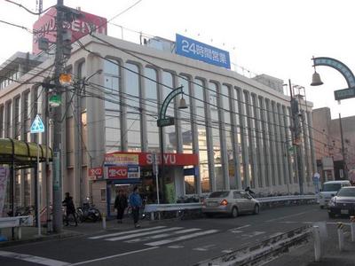 Supermarket. Seiyu to (super) 500m