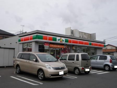 Convenience store. Thanks 549m to Chiba Garden store (convenience store)