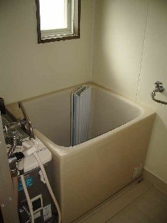 Bath. It is the bath that can have windows ventilation.