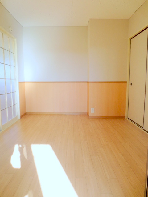 Other room space