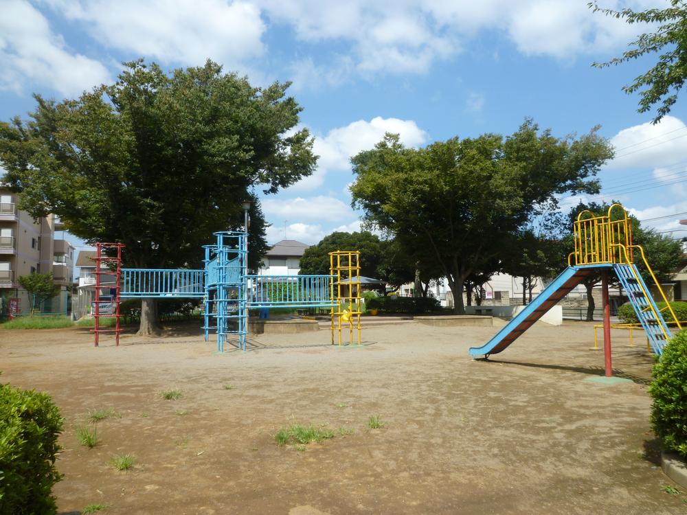 park. Until Namihama park 270m