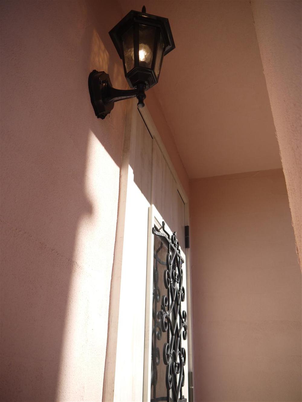 Local appearance photo. D Building appearance