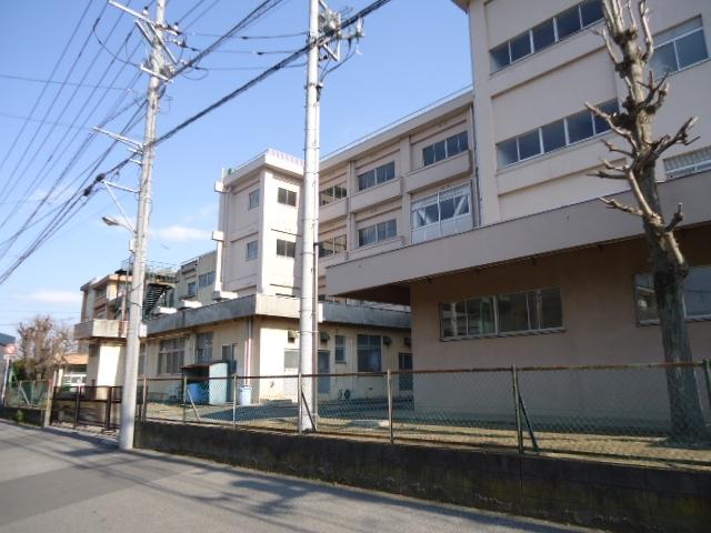 Primary school. Chiba Municipal Makuhari 400m up to elementary school