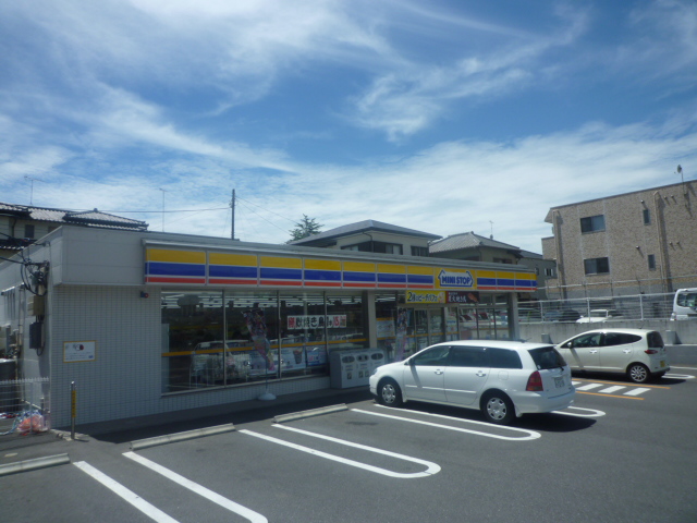 Convenience store. MINISTOP Chiba Kemigawa 2-chome up (convenience store) 139m