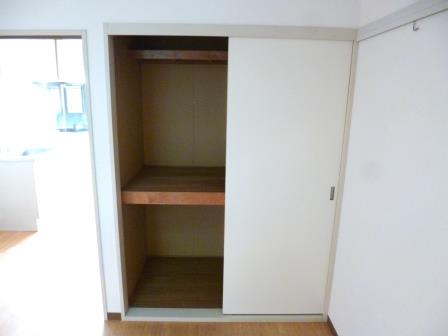 Other. Closet with plenty of storage ☆  Enter various