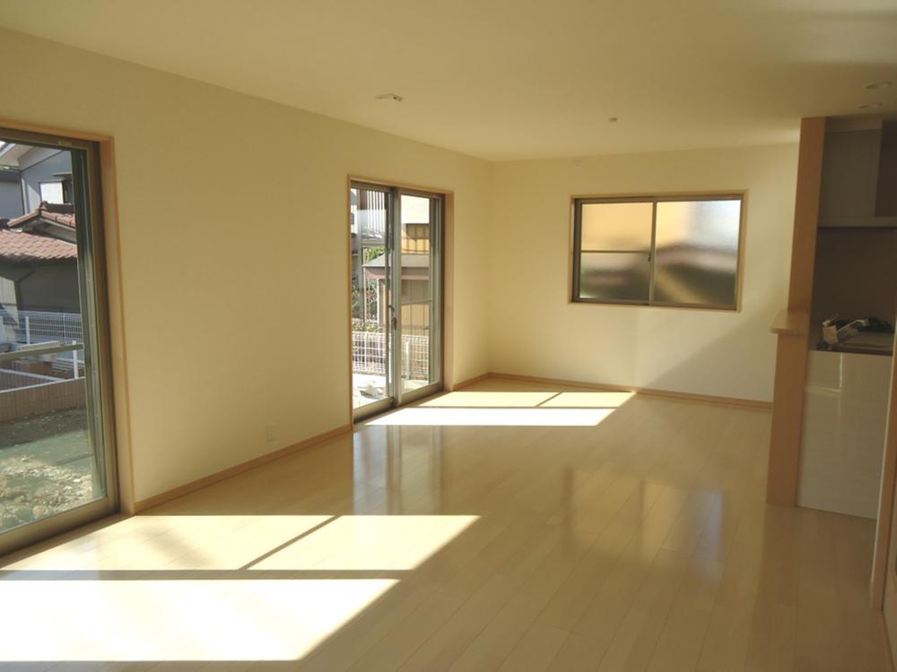 Living. Indoor (11 May 2013) Shooting