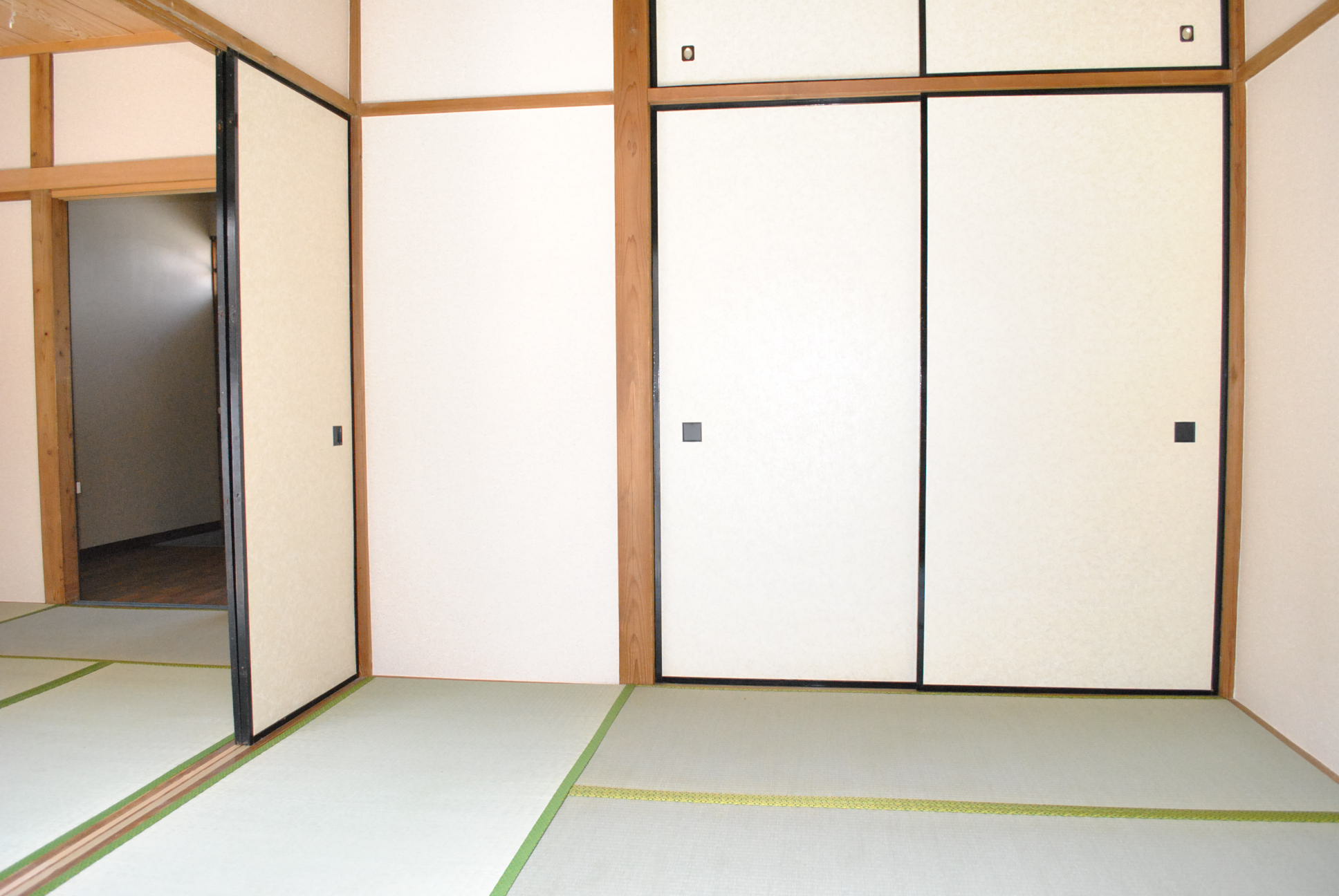 Living and room. Japanese-style room 4.5 Pledge