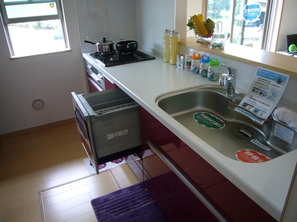 Same specifications photo (kitchen). With dishwasher face-to-face system Kitchen (same specifications ・ Model house in the photos)