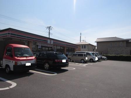 Convenience store. 616m to Seven-Eleven Kemigawa Higashiten (convenience store)