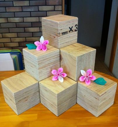 Present. Get the useful little gift in life to all customers that have been your visit! !