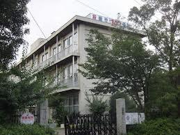 Primary school. Hatamachi until elementary school 870m