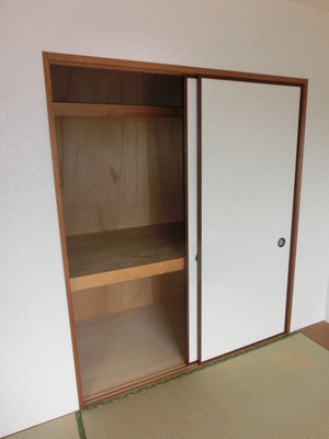 Other Equipment. Storage of closet type