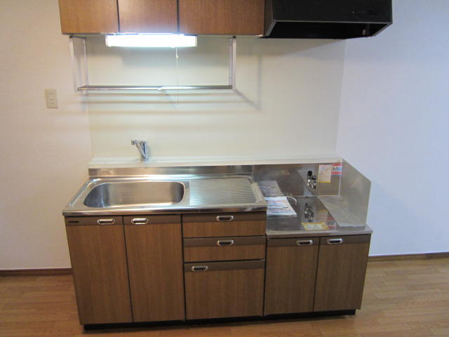 Kitchen. Two-burner stove installation Allowed