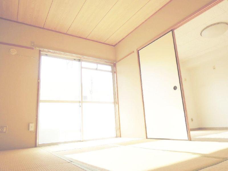 Other room space. It will be healed the sunshine is warm Japanese-style ~