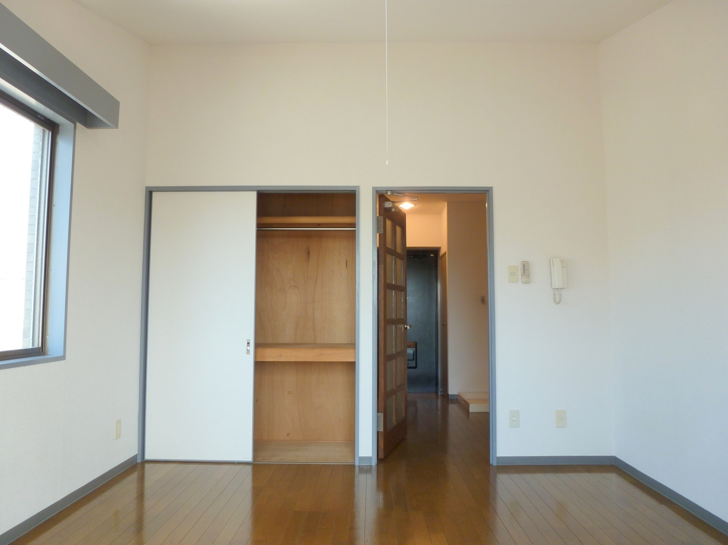 Living and room