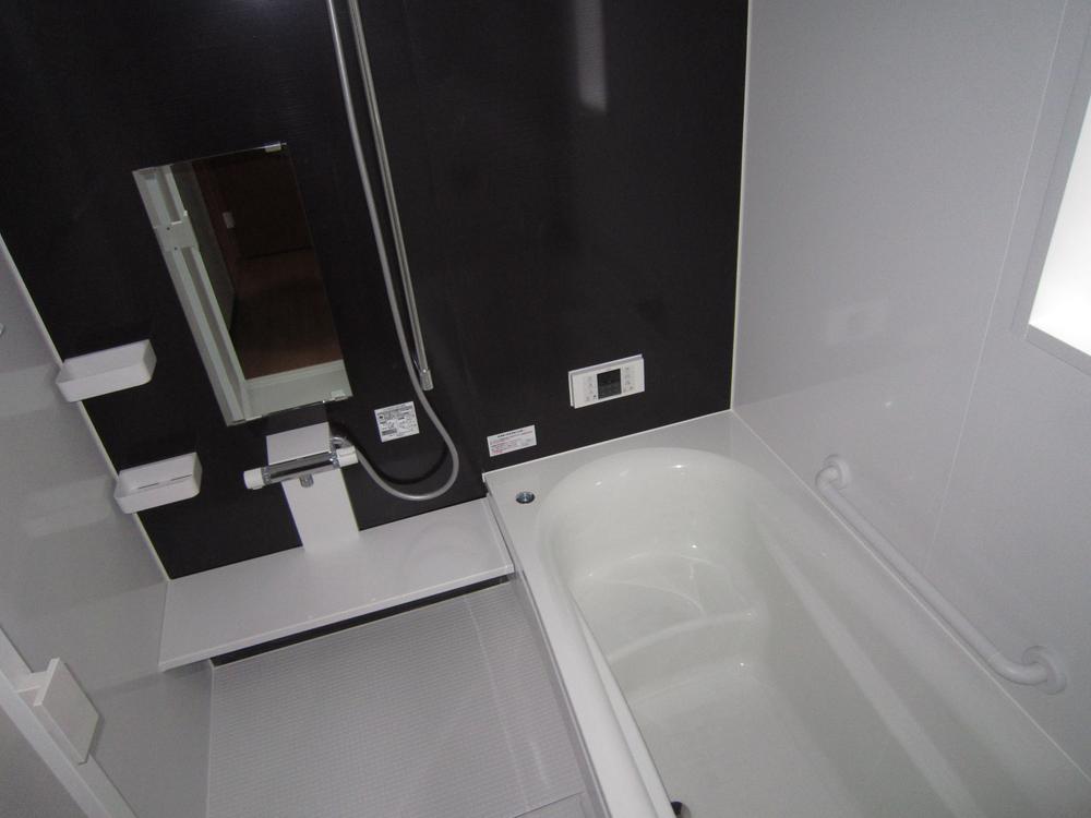 Bathroom. Indoor (12 May 2013) Shooting