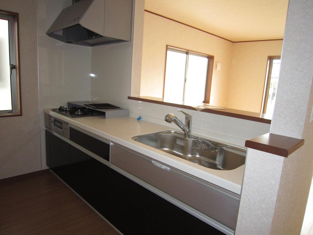 Kitchen. Indoor (12 May 2013) Shooting