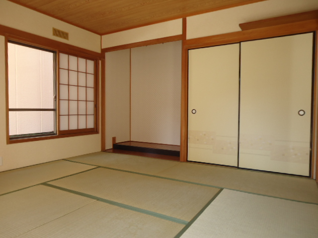 Other room space. 1F Japanese-style room