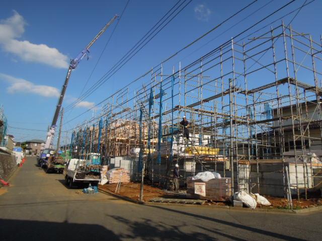 Local appearance photo. Local (10 May 2013) Shooting