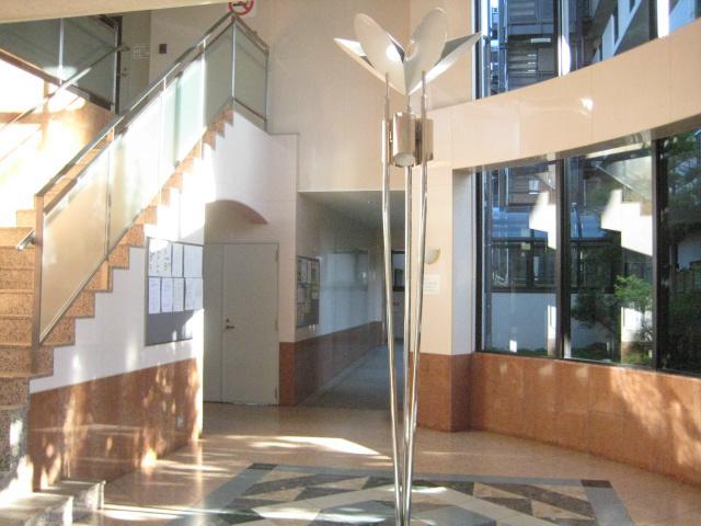 lobby. Entrance in the stylish production!