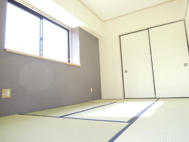 Other room space. Japanese-style room: rehoming already in a very stylish Japanese-style room