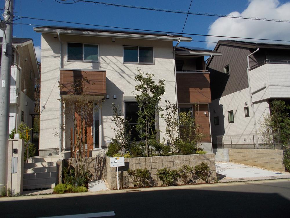 Local appearance photo. Phase 3 16 Building complete photo (October 2013 shooting)