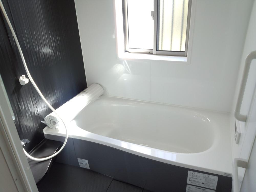 Bathroom. Indoor (11 May 2013) Shooting