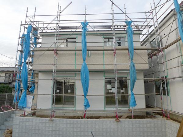 Local appearance photo. 1 Building