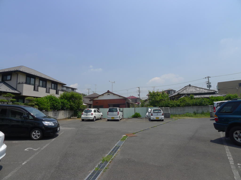 Parking lot