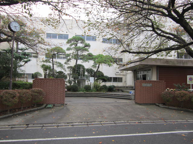 Junior high school. 873m until the Chiba Municipal Midoricho junior high school (junior high school)