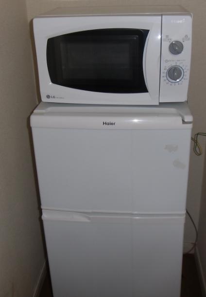 Other Equipment. refrigerator ・ It attaches microwave