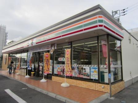 Convenience store. Seven-Eleven Chiba Konakadai the town store (convenience store) to 181m