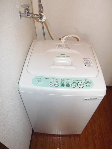 Other Equipment. Washing machine in the room ☆ It is with a washing machine