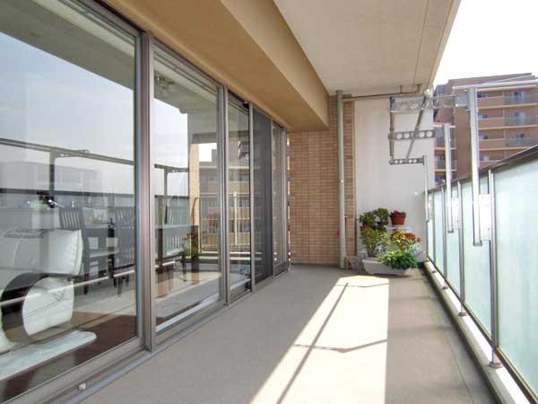 Balcony. Spacious balcony of depth is one side window.